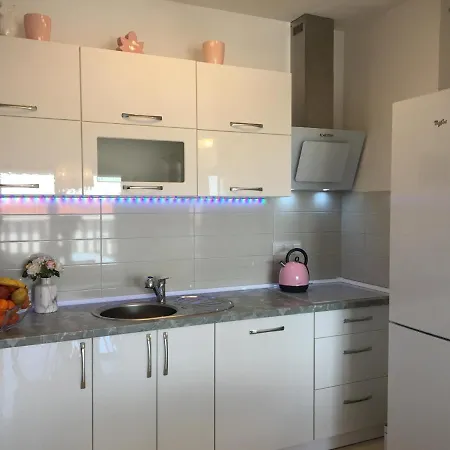 With Parking Space Rastici, Ciovo - 16798 *